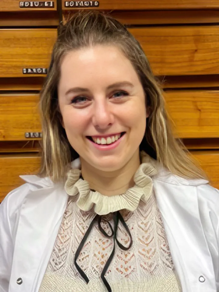 Porträt von Mag. pharm. Katharina di Vora